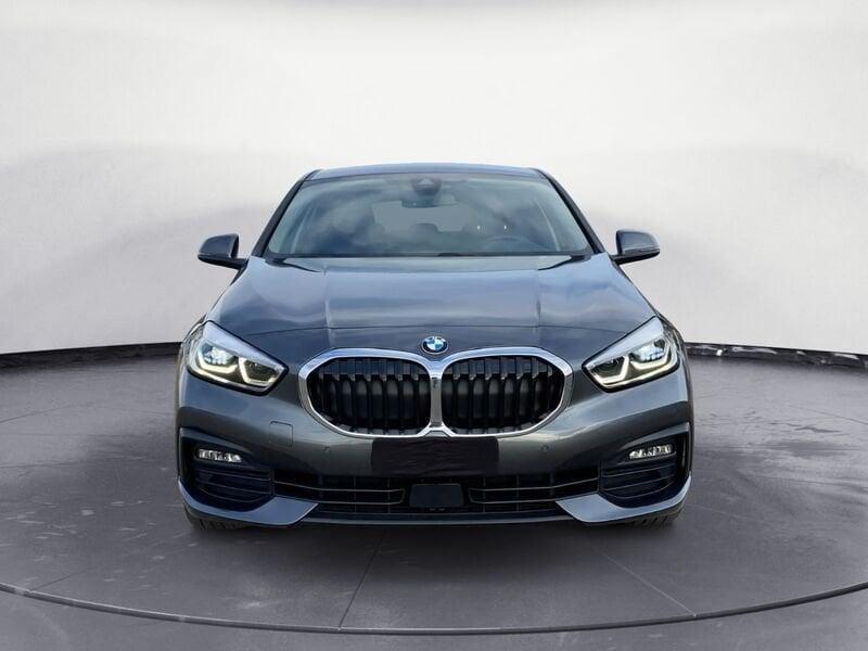 BMW Serie 1 F40 118d Business Advantage auto