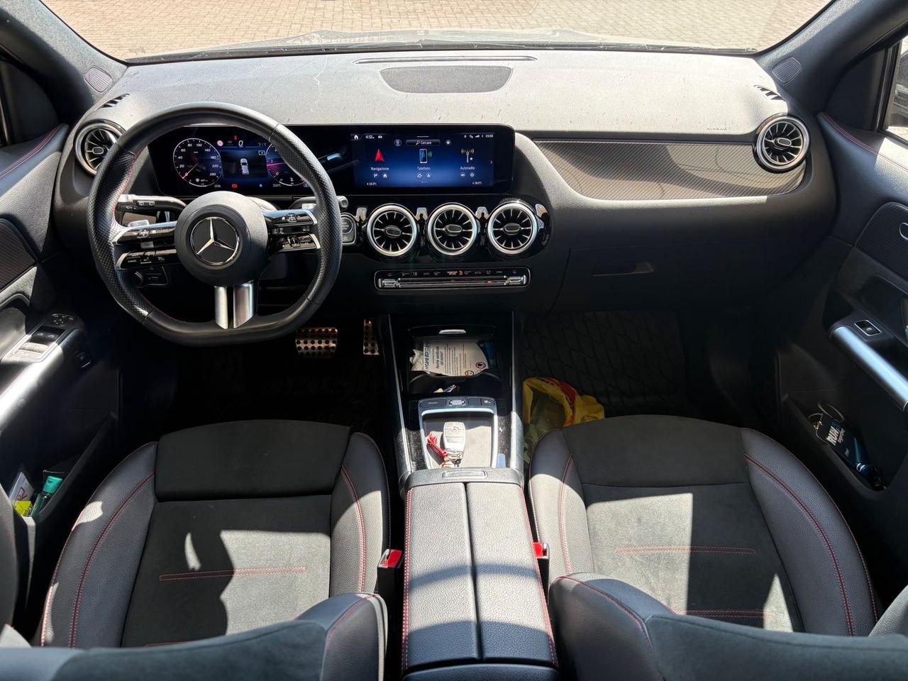 Mercedes-Benz GLA 200 AMG Line Premium 200 #10679