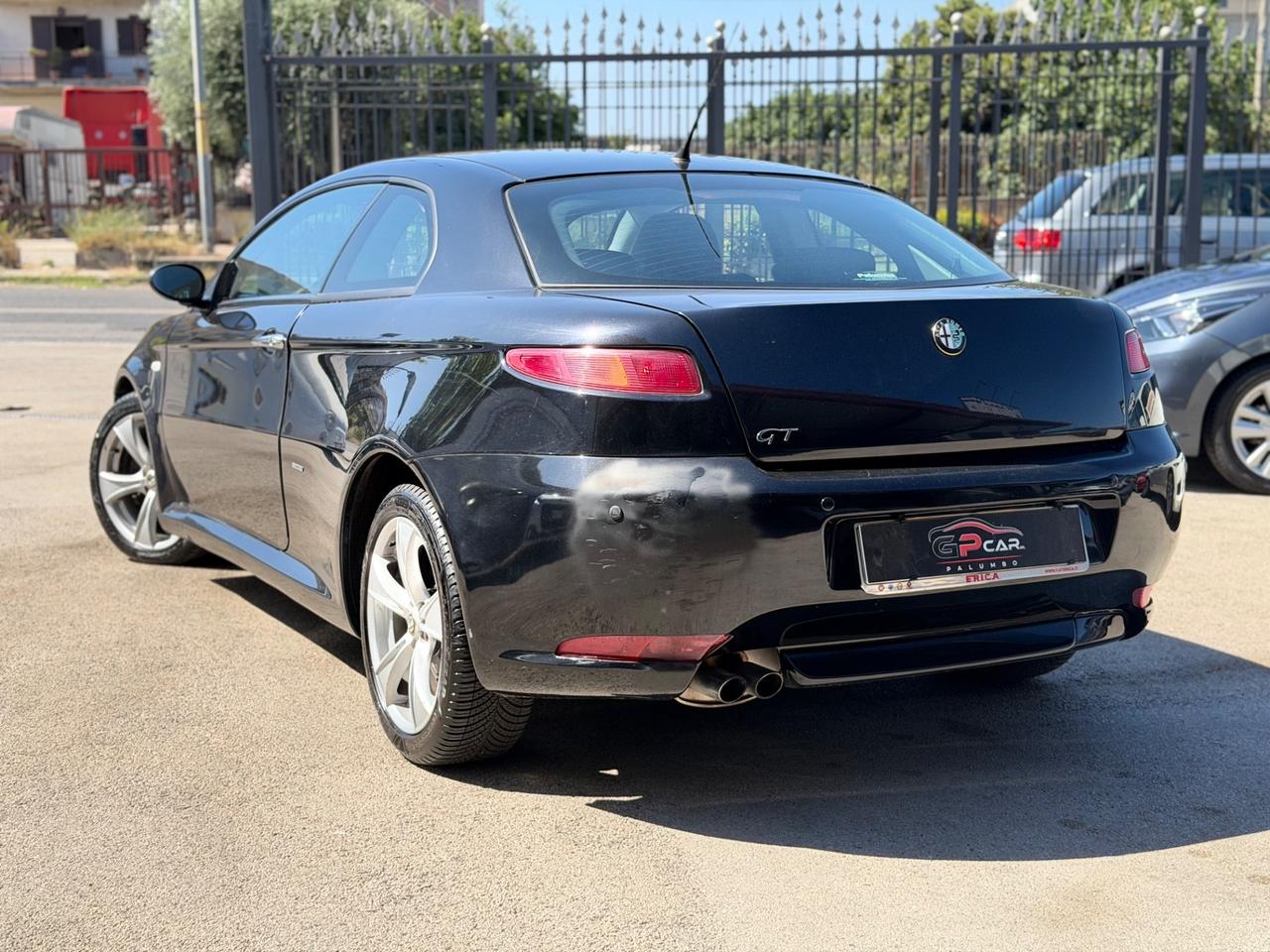 Alfa Romeo GT 1.9 JTDM 16V Distinctive Perfetto