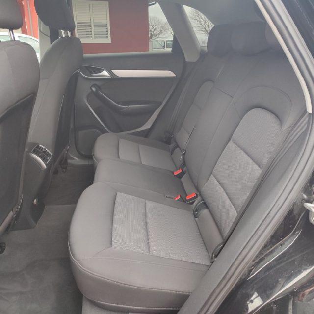 AUDI Q3 2.0 TDI 120 CV Business