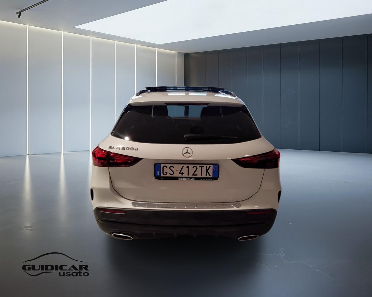 Mercedes-Benz GLA-H247 2023 - GLA 200 d AMG Line Premium auto