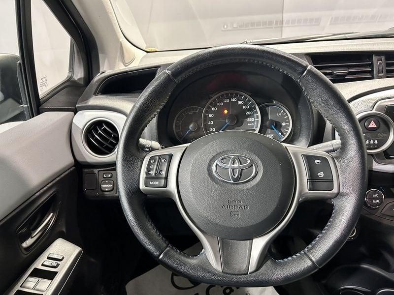 Toyota Yaris 1.5 Hybrid Lounge AREA C FREE