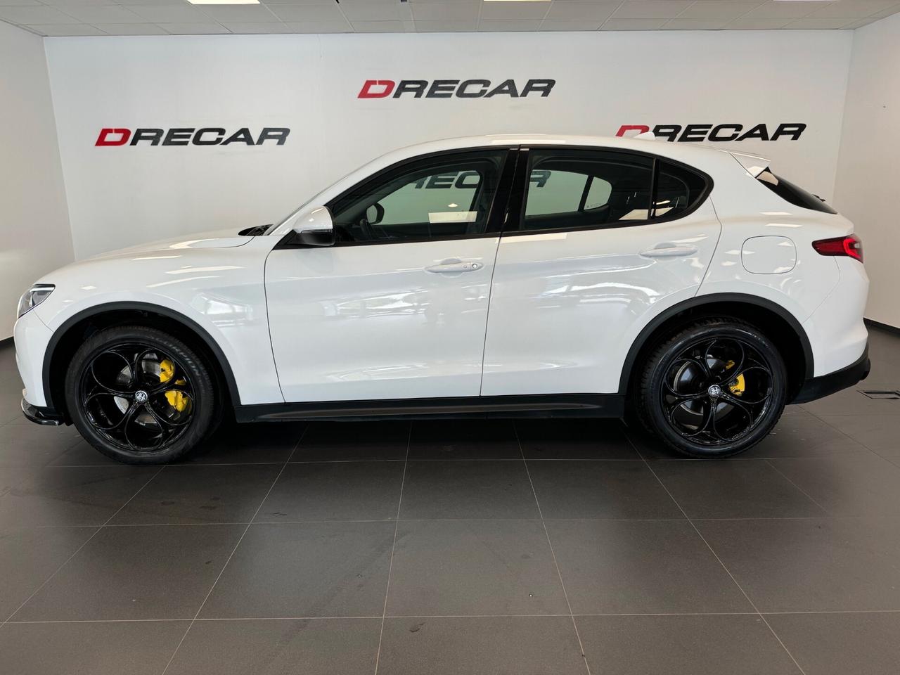 Alfa Romeo Stelvio 2.2 Turbodiesel 160 CV AT8 RWD ALLESTIMENTO QV 20"