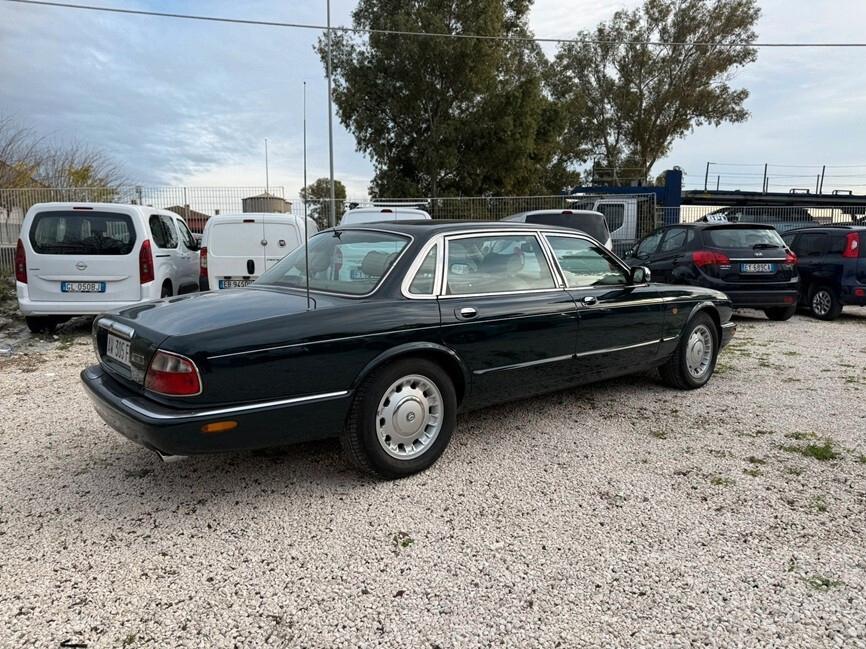 Jaguar XJ Daimler 4.0 cat Super Charged