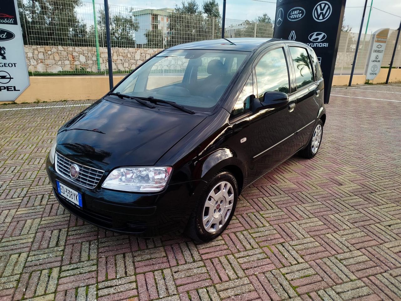 Fiat Idea 1.4 16V S&S Emotion