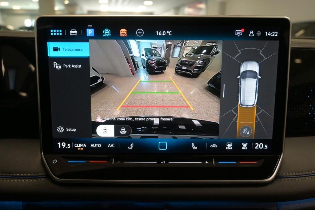 VOLKSWAGEN TIGUAN NEW 2.0 TDI 150CV DSG SCR R LINE ( FARI IQ LIGHT - ADAPTIVE CRUISE - AMBIENT LIGHT - DIGITAL COCKPIT - APP CONNECT - PARK ASSIST - TELECAMERA POST. - CERCHI 19 )