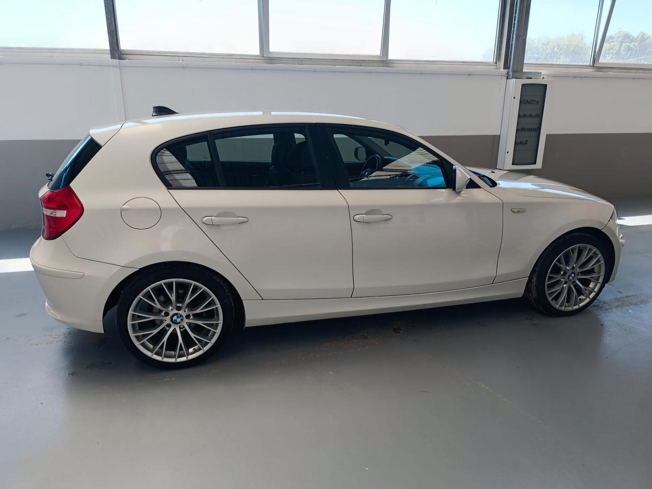 Bmw Serie 1 16d 2.0 116CV cat 5 porte Eletta