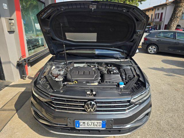 VOLKSWAGEN Passat Alltrack 2.0 TDI 200 CV 4MOTION DSG 18" Keyless DCC Camera+