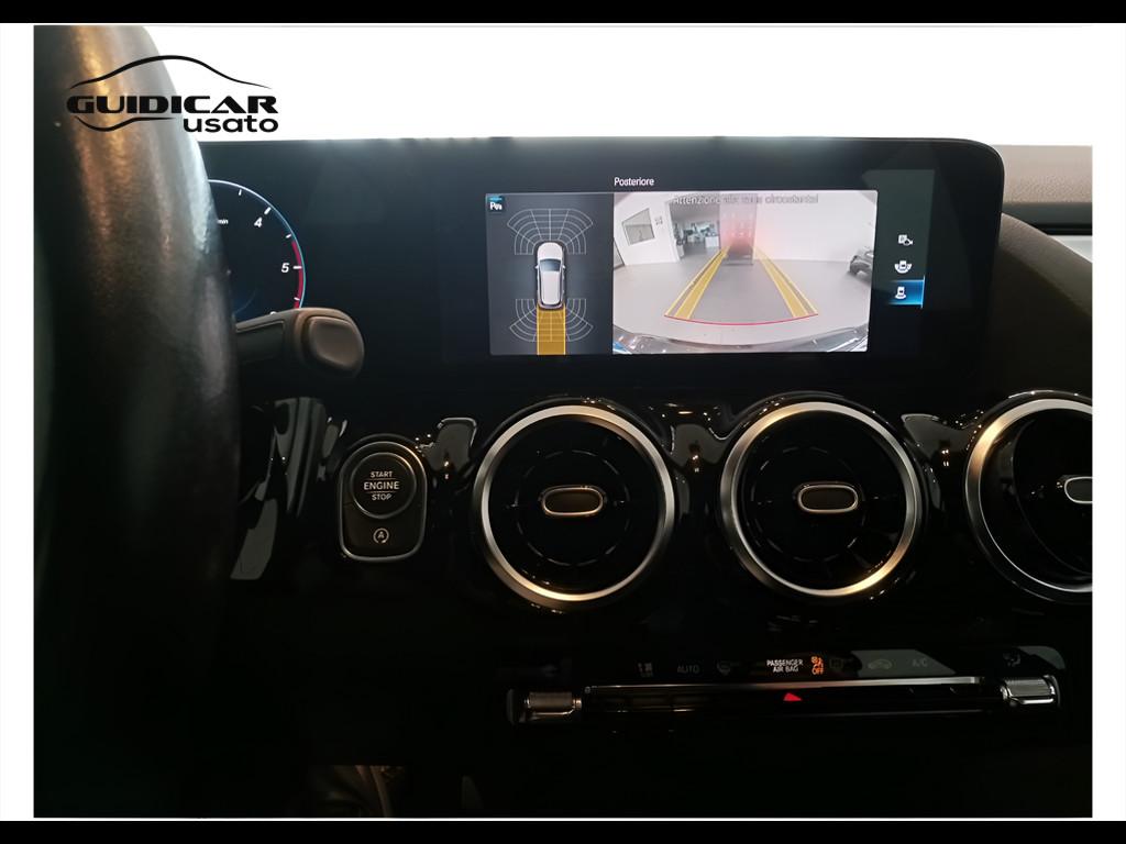 Mercedes-Benz Classe B - W247 2018 - B 180 d Sport auto