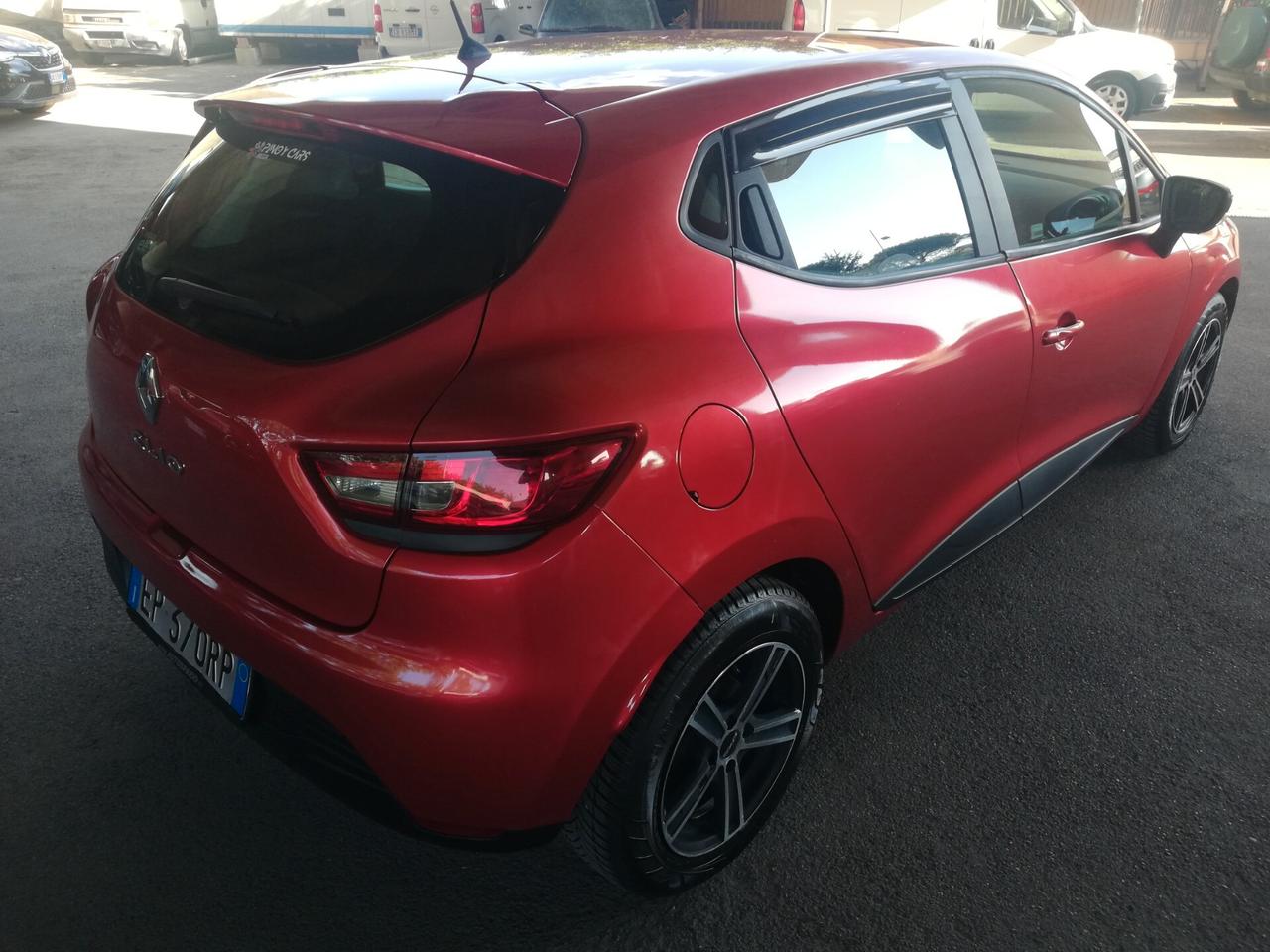 Renault Clio 1.2 16V 3 porte Dynamique
