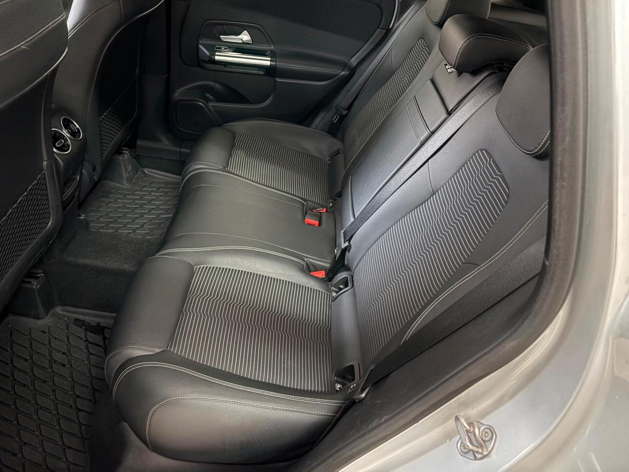 MERCEDES CLASSE B 180 d BUSINESS EXTRA