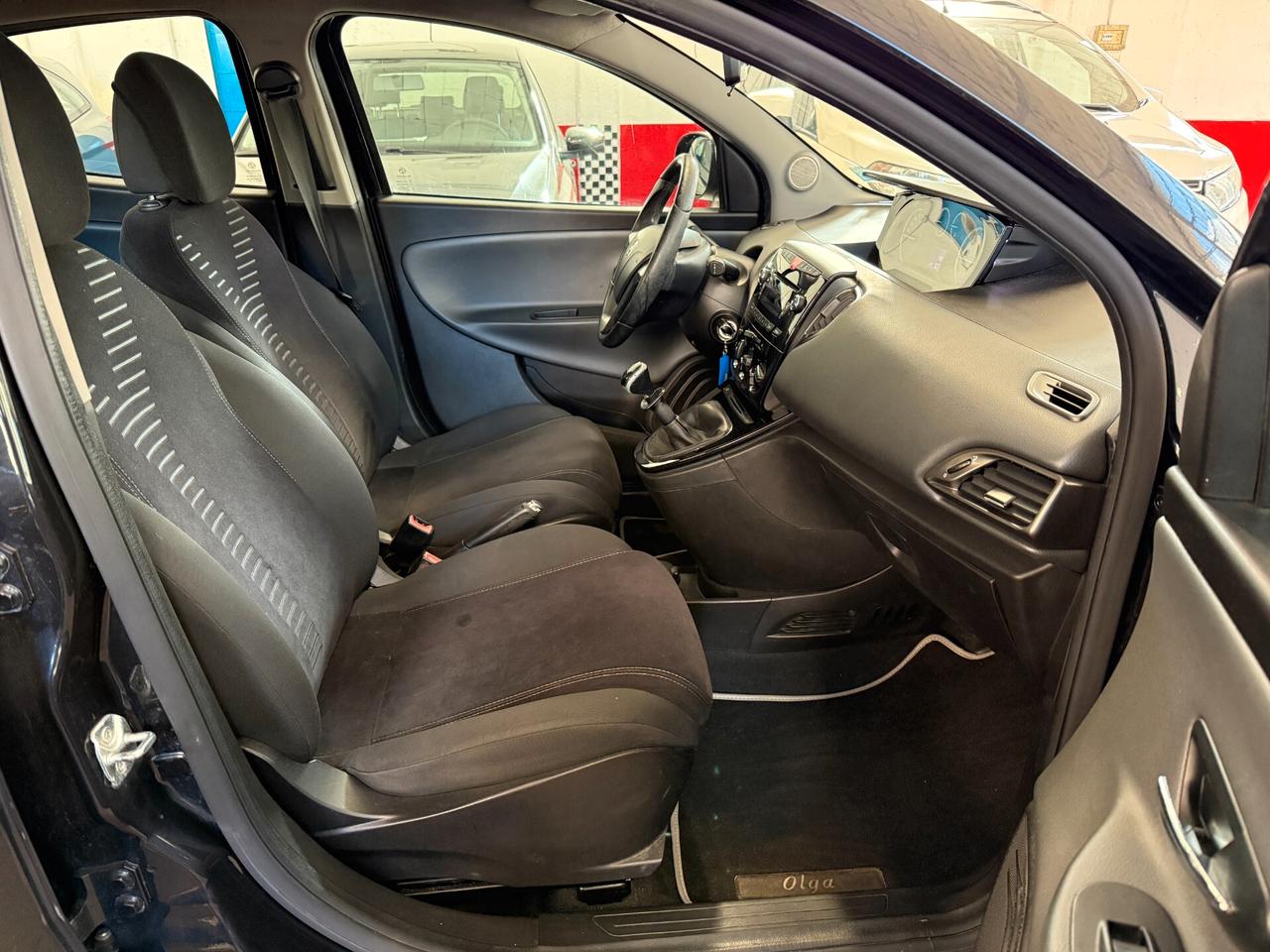 Lancia Ypsilon 1.2 69 CV CINGHIA OK - NEOPATENTATI