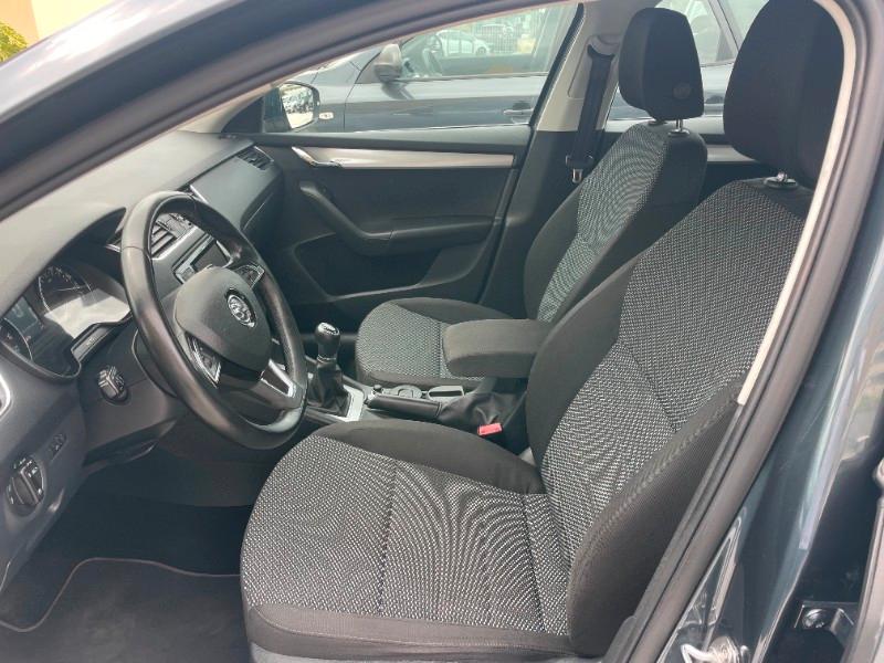 SKODA Octavia 1.6 TDI CR 105 CV Elegance