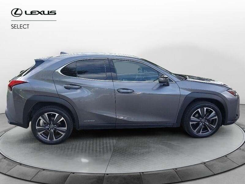 Lexus UX Hybrid Executive