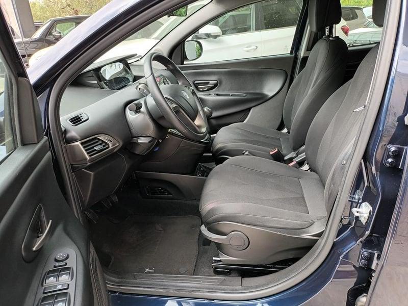 Lancia Ypsilon 1.2 69cv Start& Stop Gold