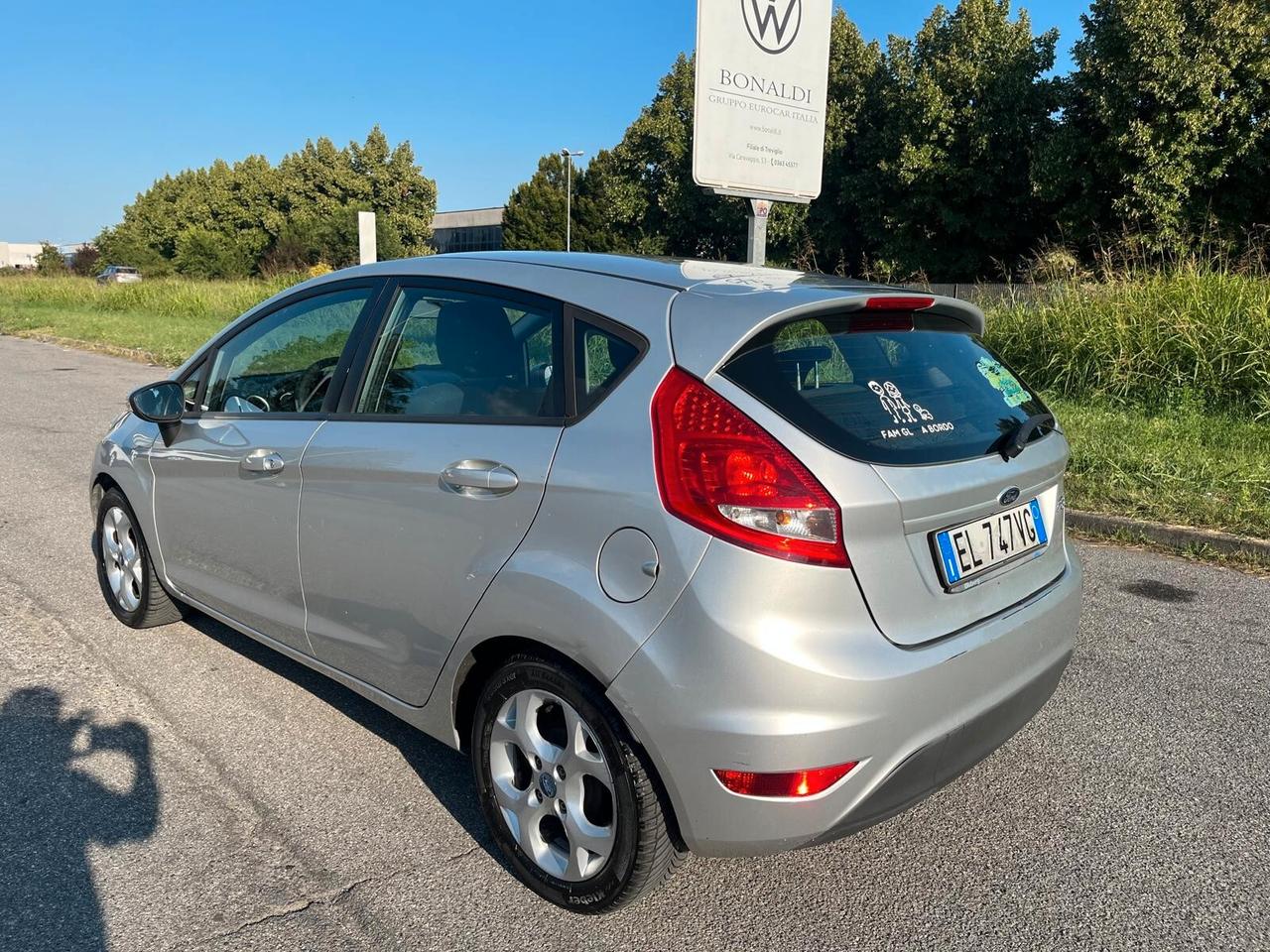 Ford Fiesta Ikon 1.4 TDCi 70CV 5 porte