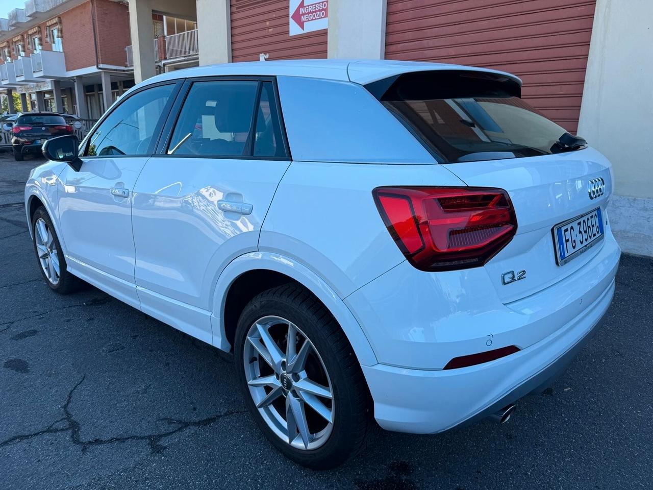 Audi Q2 1.6 TDI Sport 116cv s-line unico proprietario