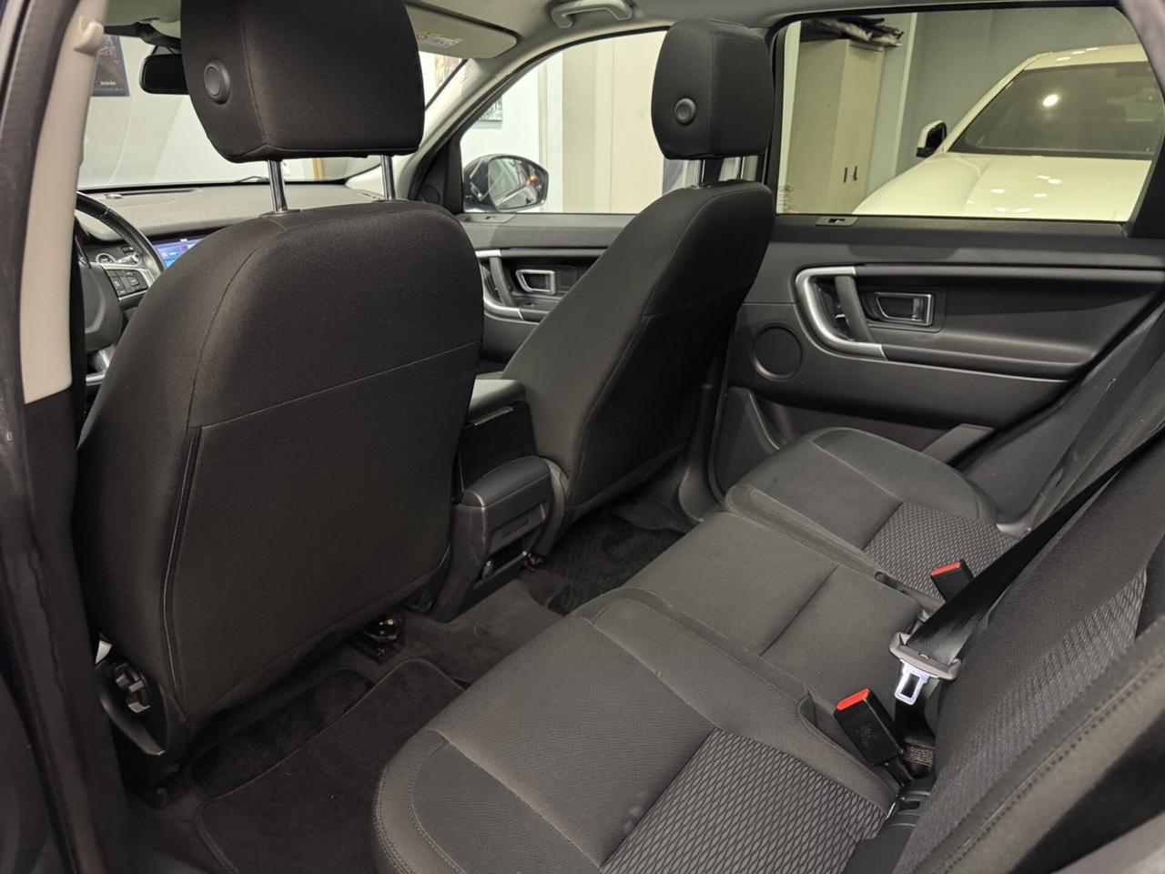 Land Rover Discovery 2.0 TD4 150 CV HSE Luxury