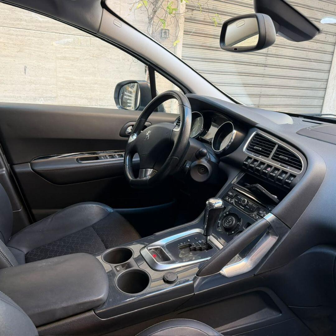 Peugeot 3008 2.0 HDi aut - 163CV
