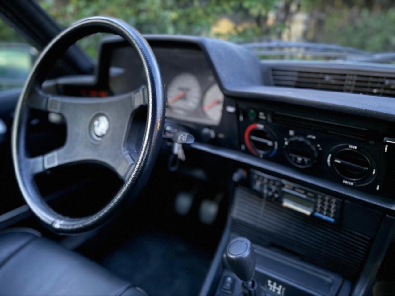 Bmw 635 CSi - Eleganza d’epoca - Valore e Prestazioni