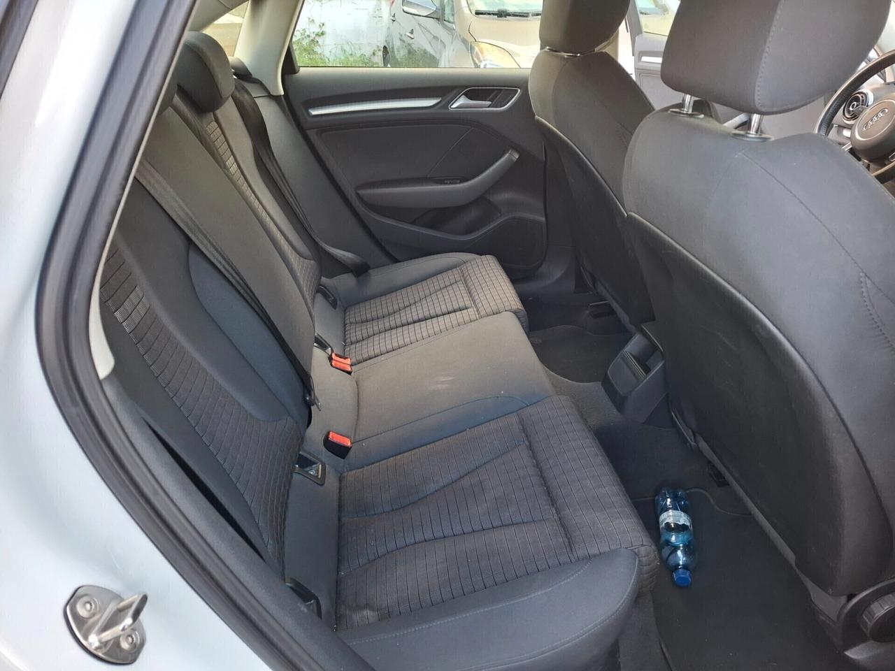 Audi A3 Sedan 2.0 TDI clean diesel Ambition