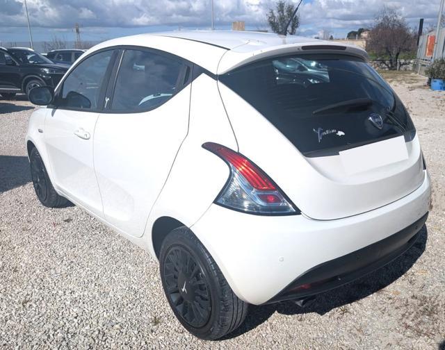 LANCIA Ypsilon 1.2 69 CV 5 porte Elefantino 5° Posto