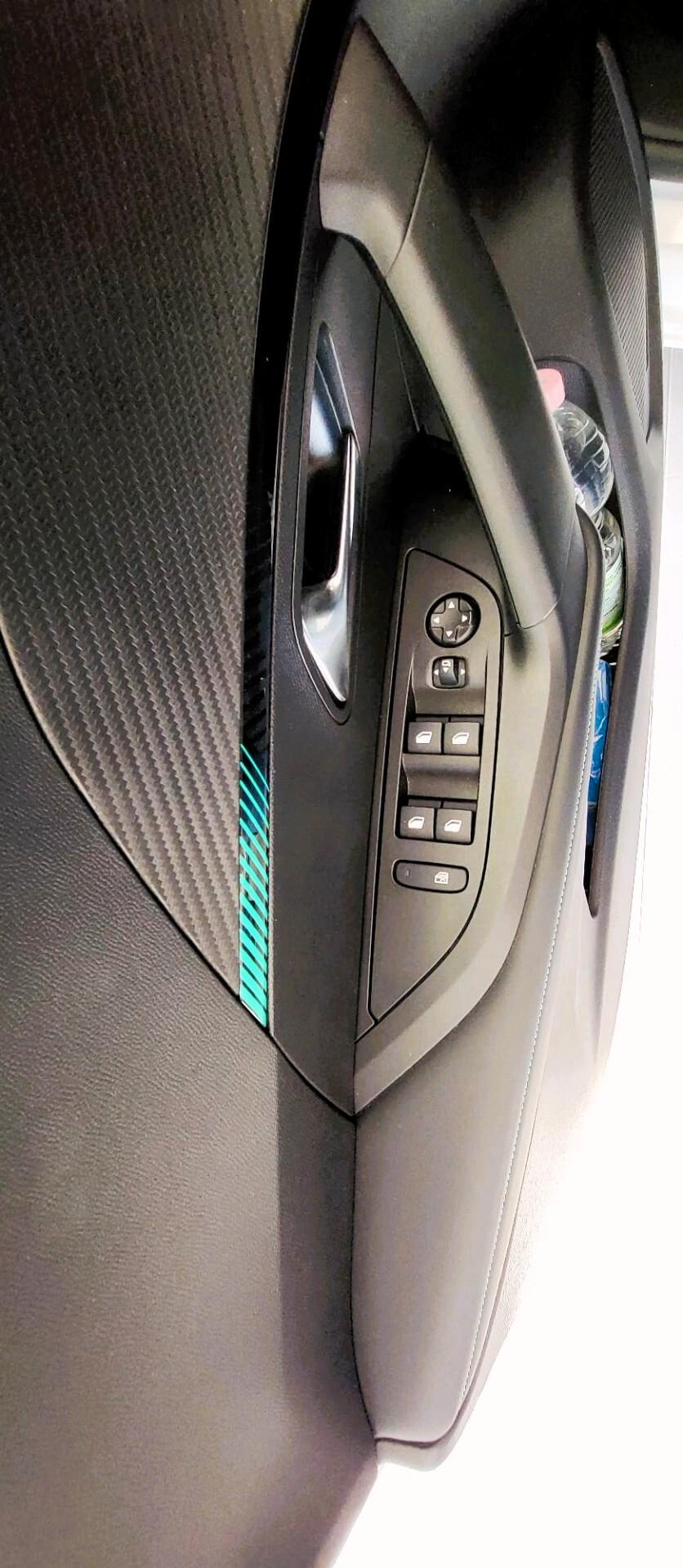 COME NUOVA-SOLO KM 54250-Peugeot 2008 BlueHDi 110 S&S Allure Pack