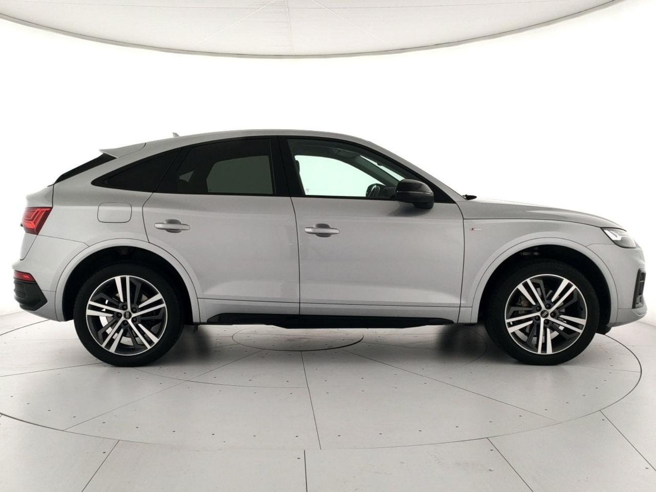 Audi Q5 sportback 40 2.0 tdi mhev 12v s line quattro s-tronic
