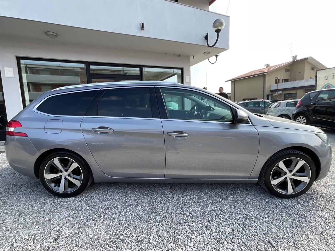 Peugeot 308 BlueHDi 120 S&S EAT6 GT Line