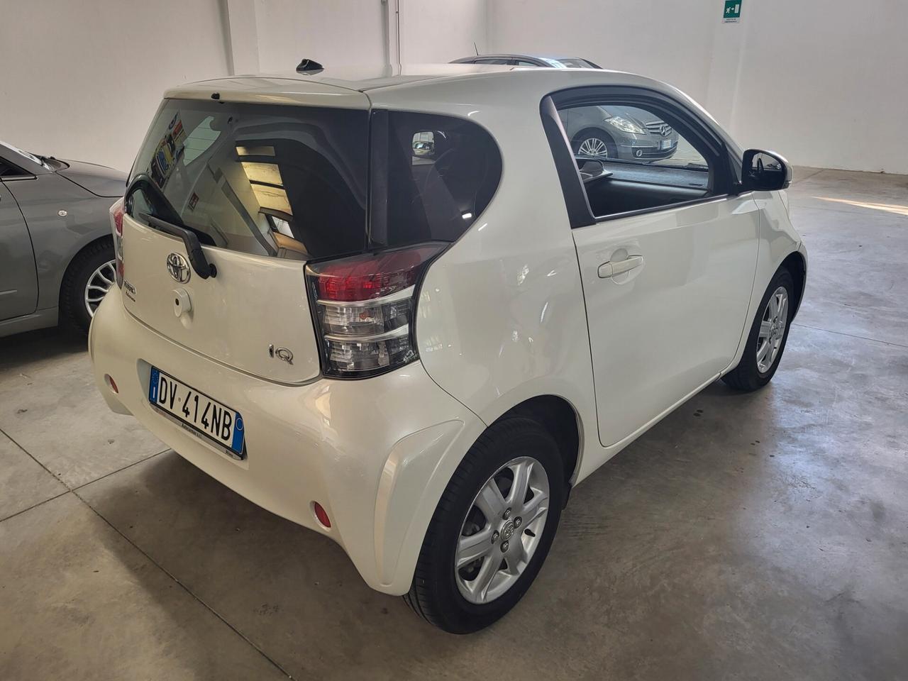 Toyota iQ 1.0 Multidrive Versione Lancio PREZZO REALE!! AUTOMATICA!!GARANZIA 12 MESI!!