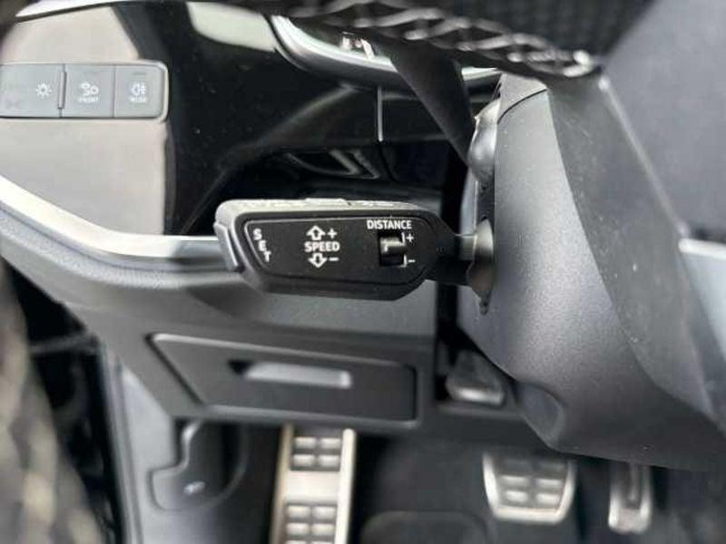 Audi Q3 II 2018 35 2.0 tdi S line edition s-tronic