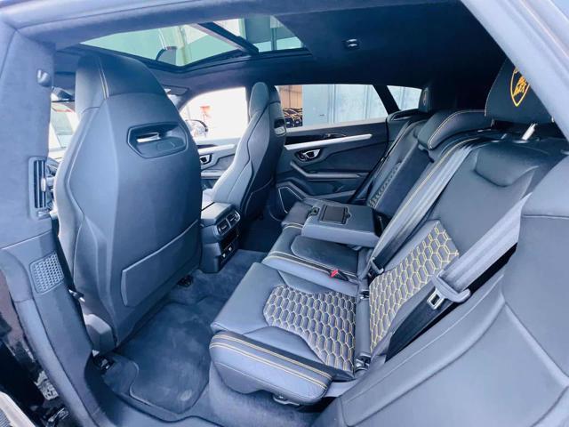 LAMBORGHINI Urus 4.0