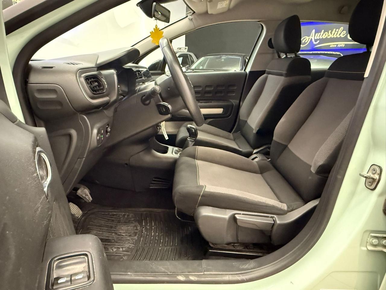 Citroen C3 PureTech 82 GPL Shine-2017