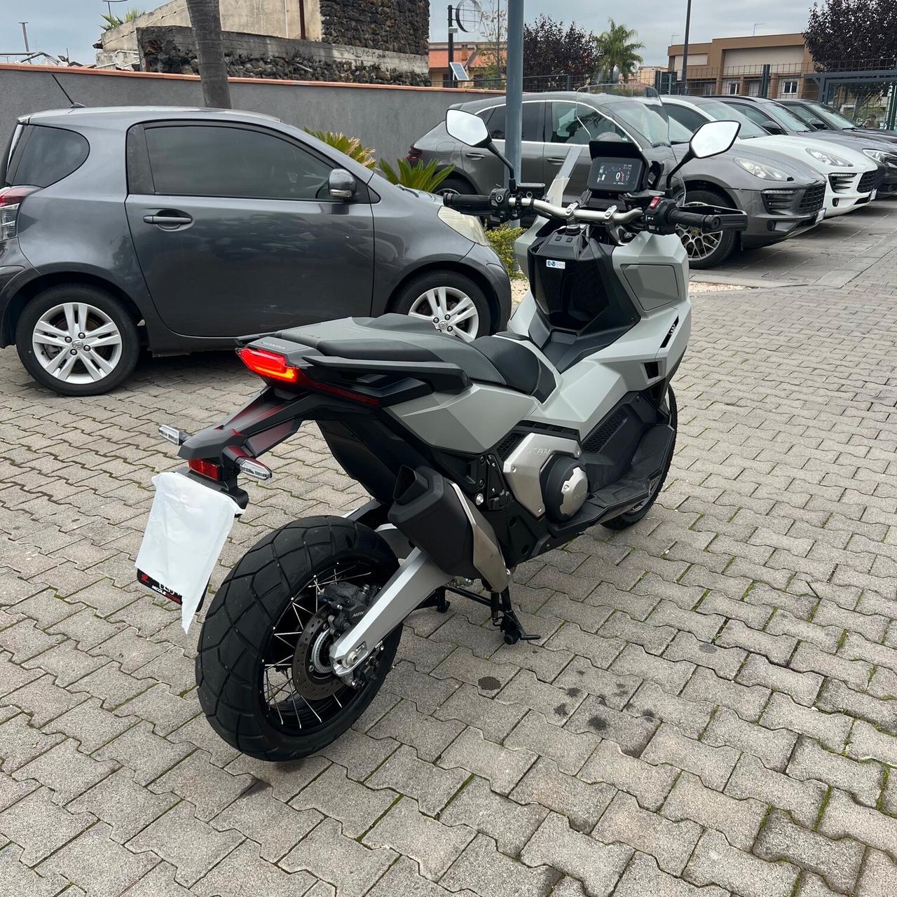 Honda X-ADV 750 SPORT