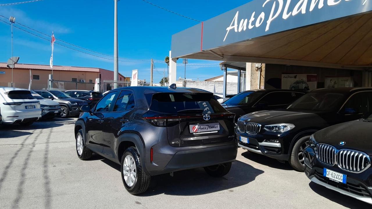 Toyota Yaris Cross 1.5 Hybrid 5p. E-CVT Business