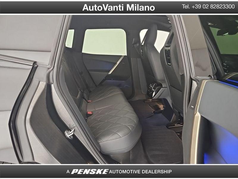 BMW iX xDrive50 Pacchetto Sportivo