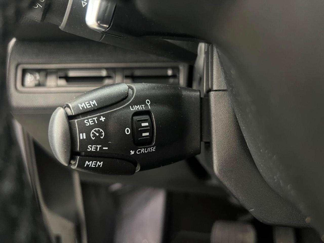 Peugeot 3008 BlueHDi 130 S&S EAT8 Allure 2019