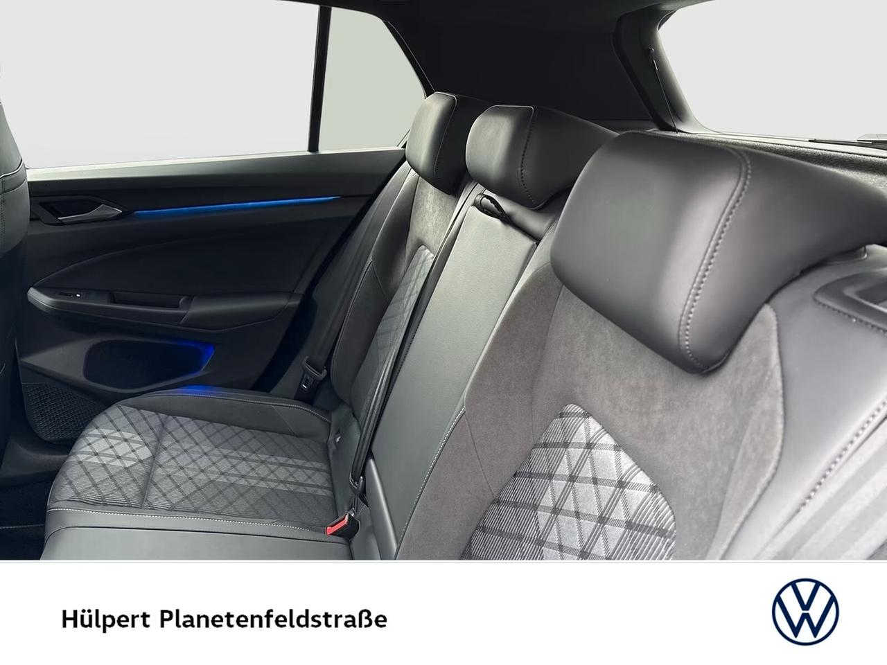 Volkswagen*Golf*1.5*eTSI*150CV*DSG*R-LINE*BLACK*STYLE*FACELIFT*18"*CAMERA*ACC