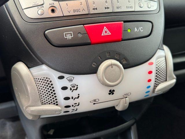 TOYOTA Aygo 1.0 12V VVT-i 5 porte Lounge Connect