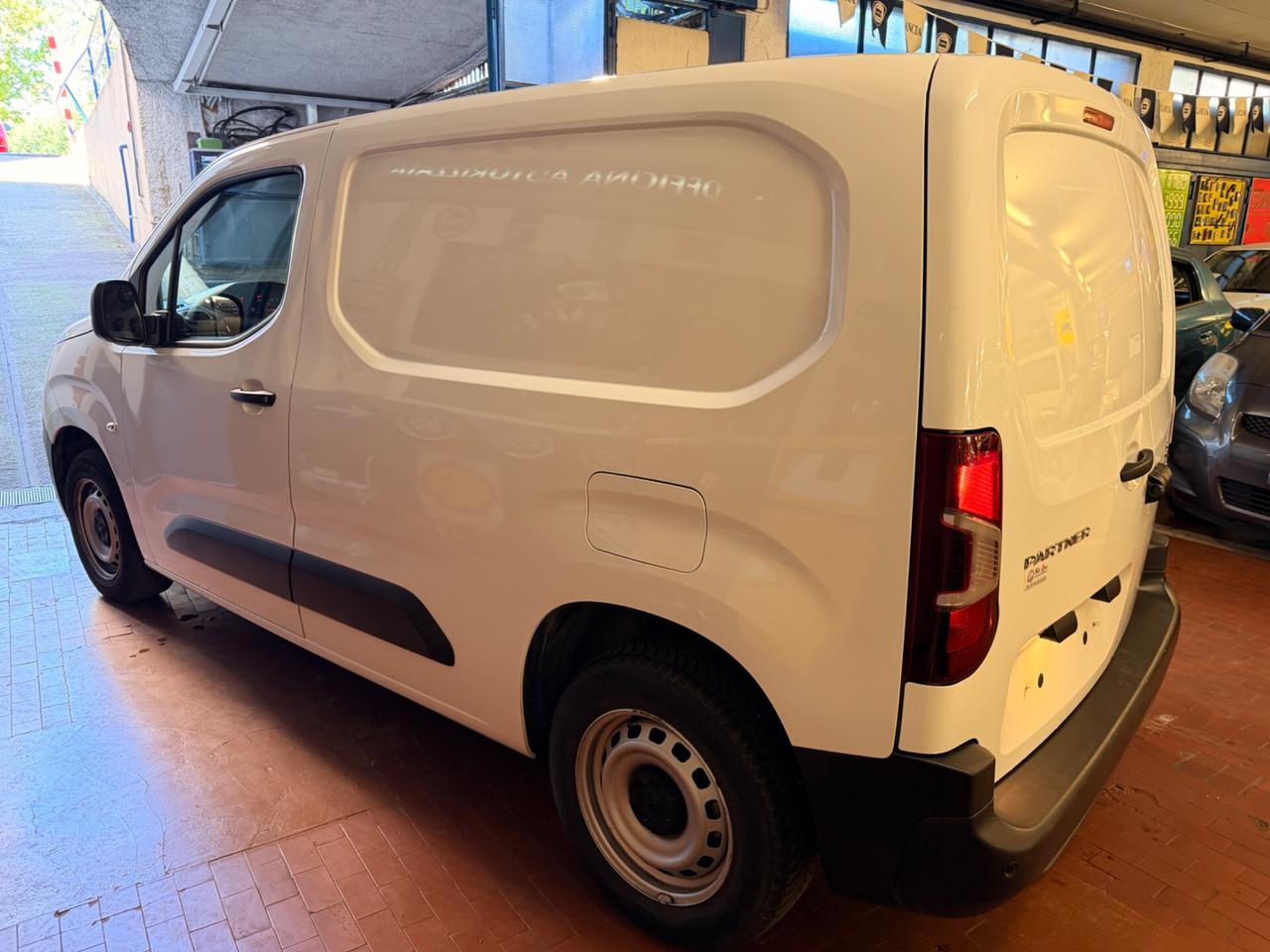 Peugeot Partner PureTech 110 S&S PC Furgone Premium