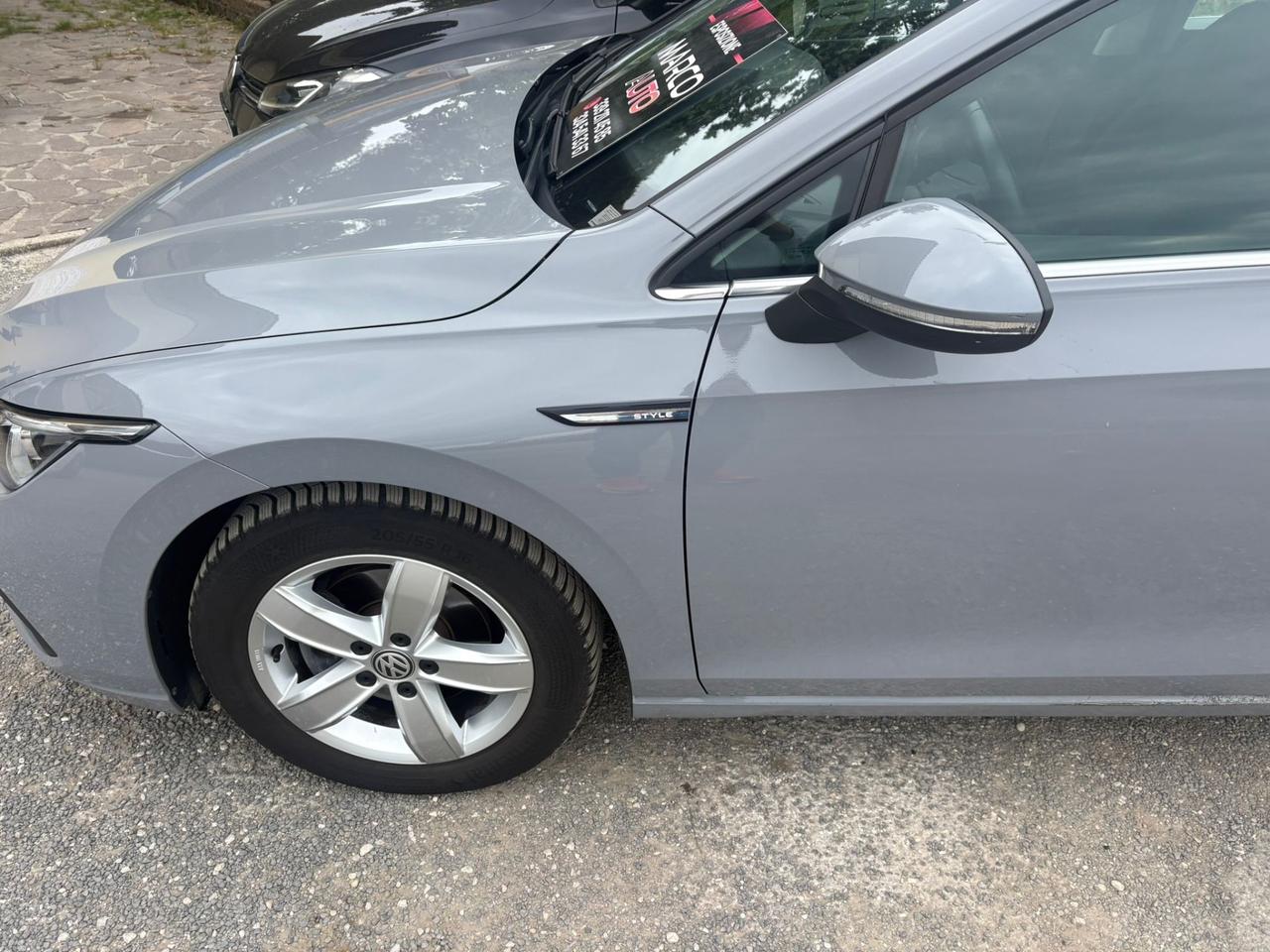 Volkswagen Golf 8 style
