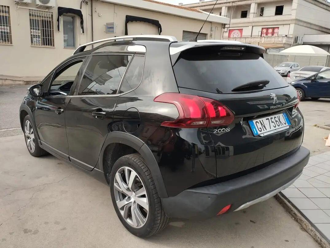 Peugeot 2008 BlueHDi 100 Allure