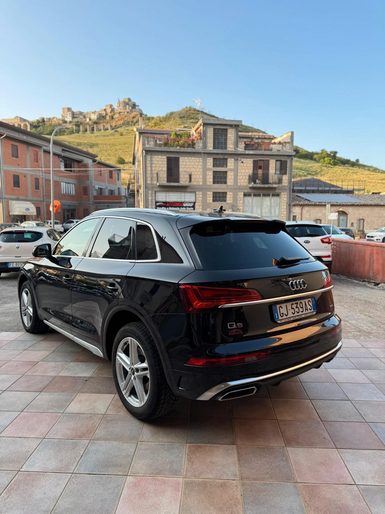 Audi Q5 40 tdi 204 CV Quattro S-tronic S-Line
