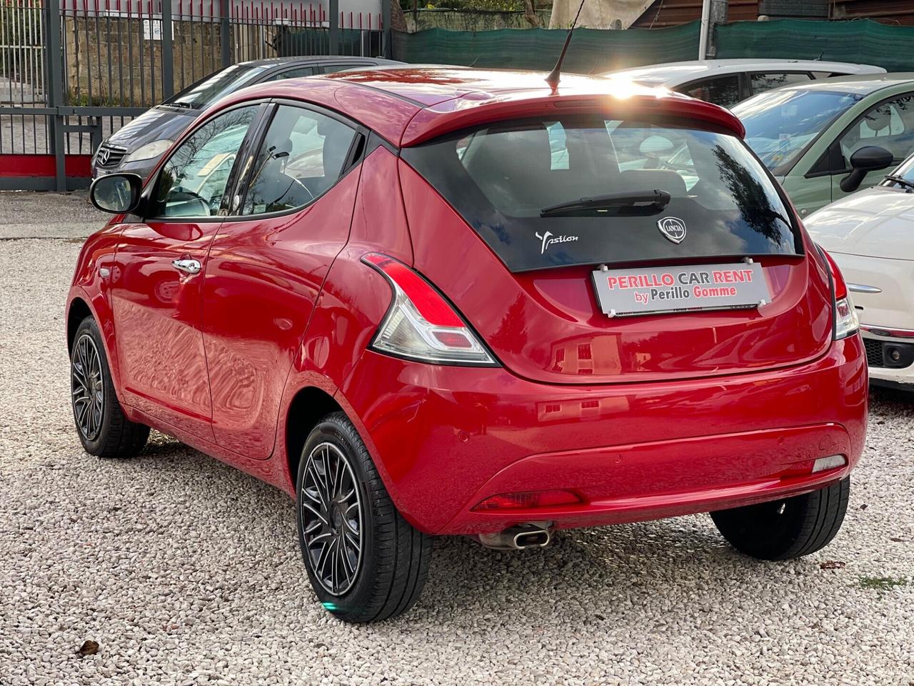 Lancia Ypsilon 1.2 69 CV 5 porte GPL Ecochic Gold