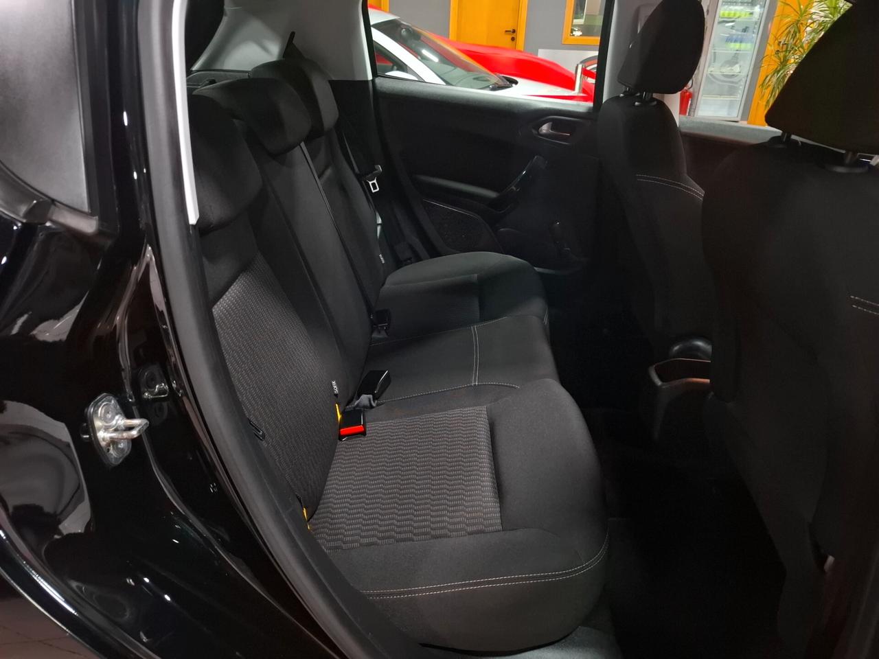 Peugeot 208 1.2 Benzina-GPL Neopatentato