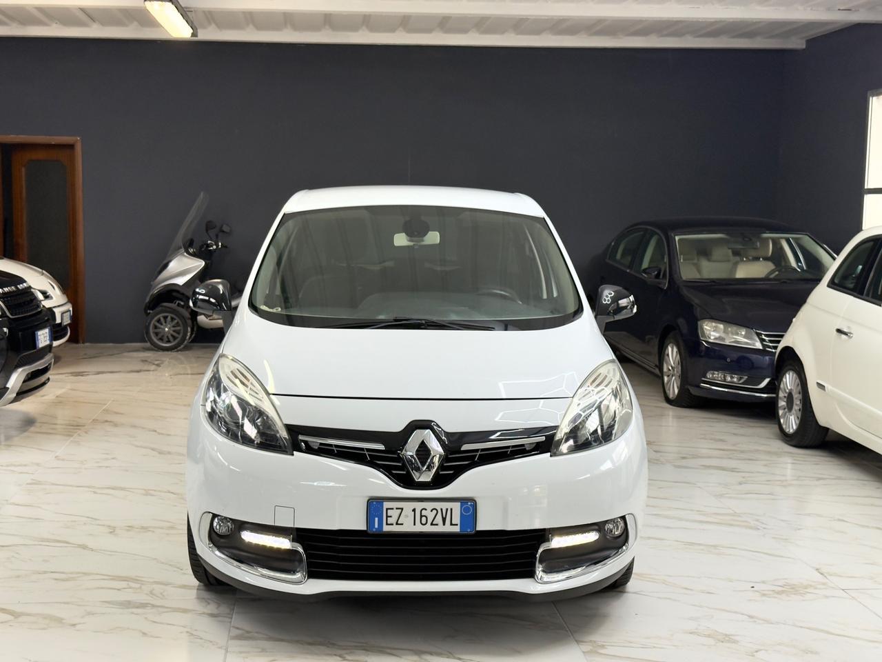 Renault Scenic Scénic XMod dCi 110 CV EDC Limited