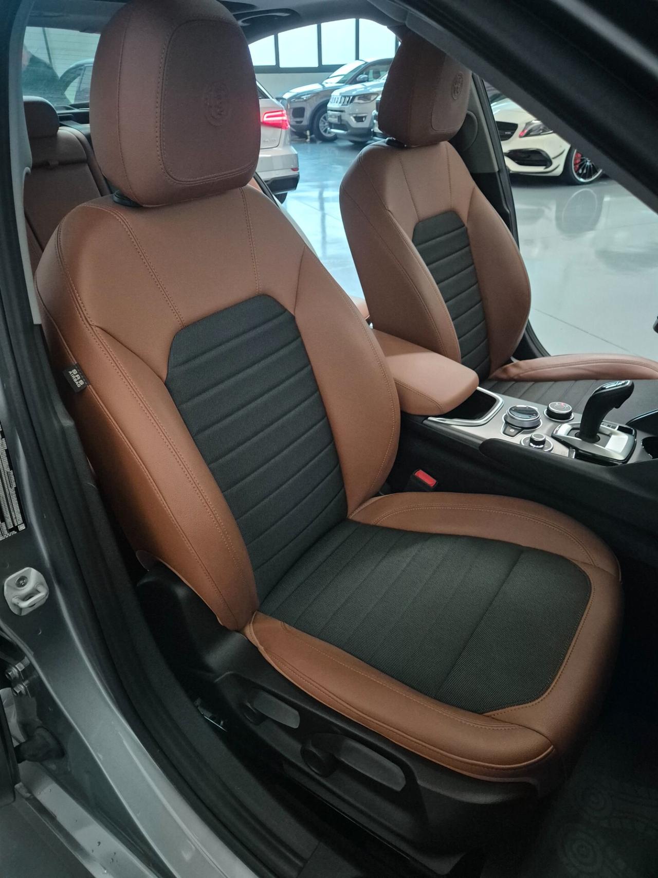 Alfa Romeo Giulia 2.2cc 190cv Auto AT8 MY2020 Tetto apribile