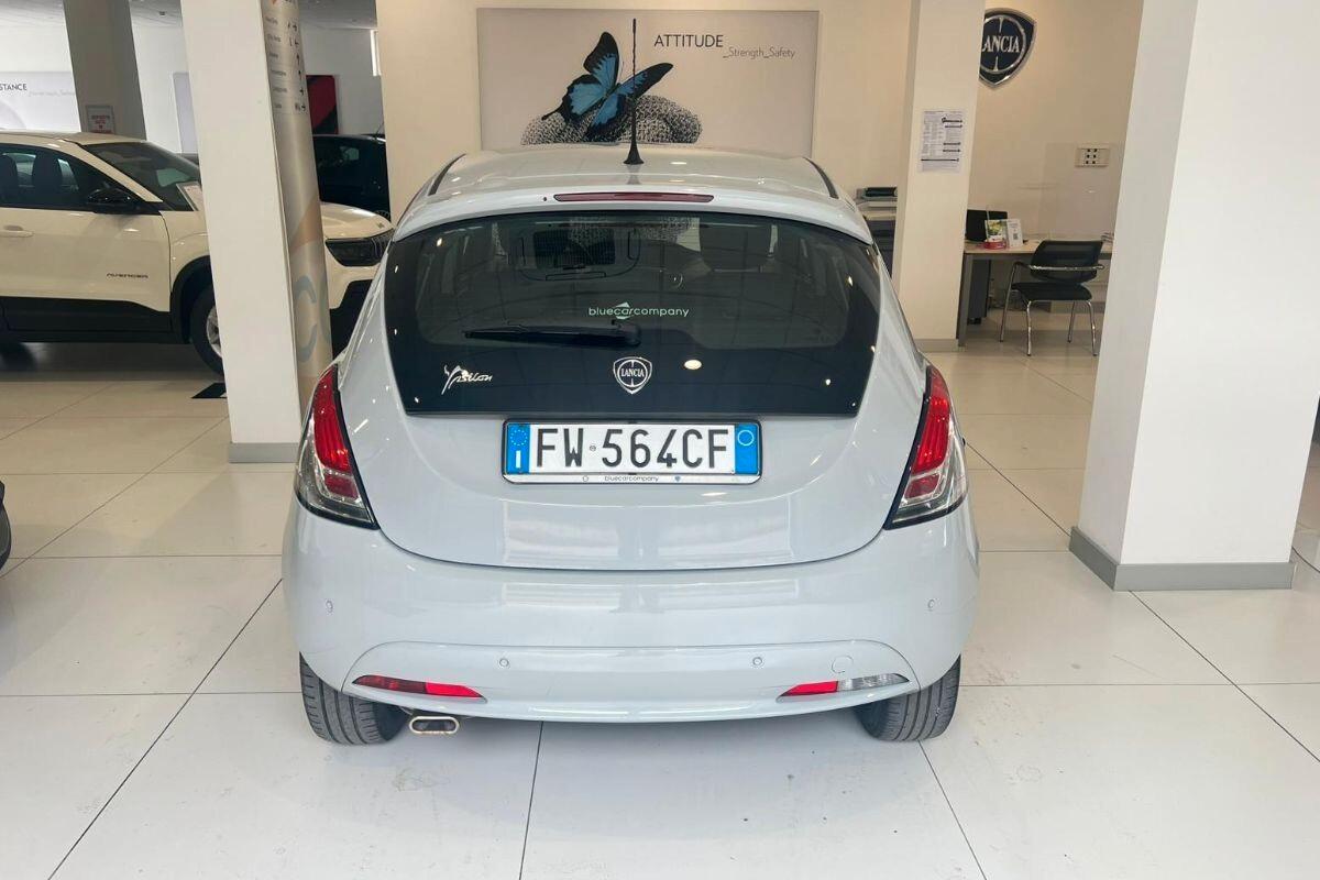 Lancia Ypsilon 1.2 69 CV 5 porte GPL Ecochic Gold