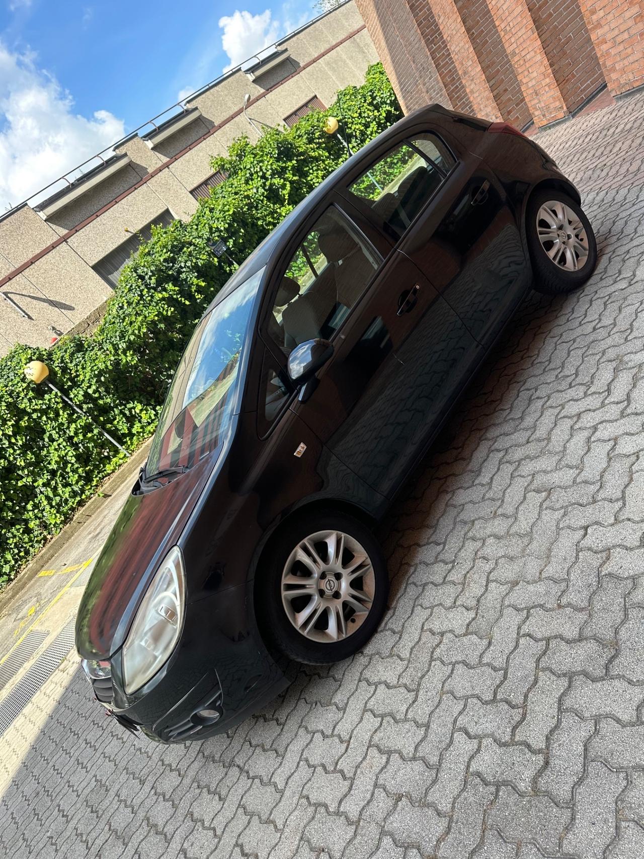 Opel Corsa 1.2 5 porte Easytronic Enjoy