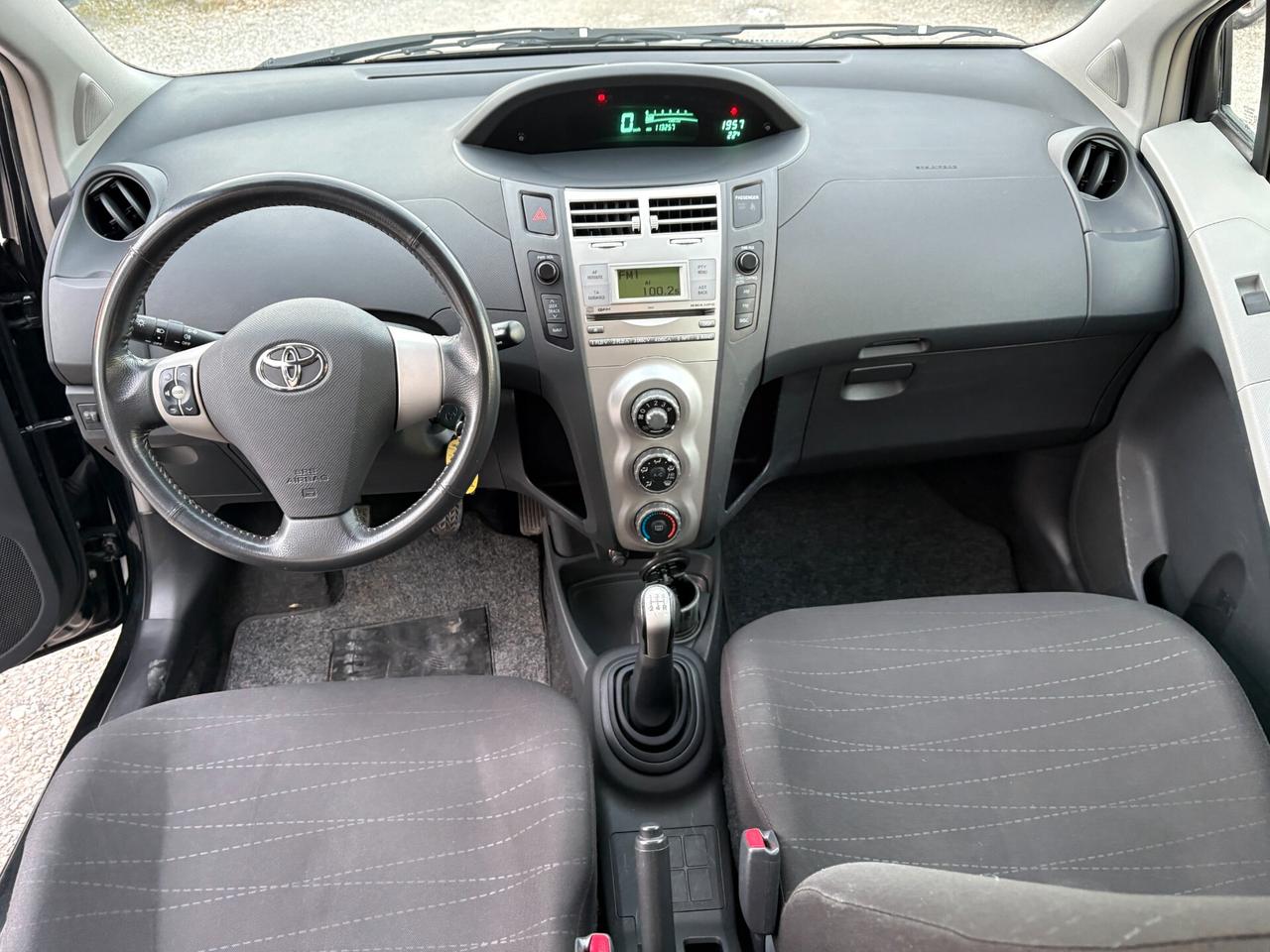 Toyota Yaris 1.0 Benz 51kw -Unico Proprietario